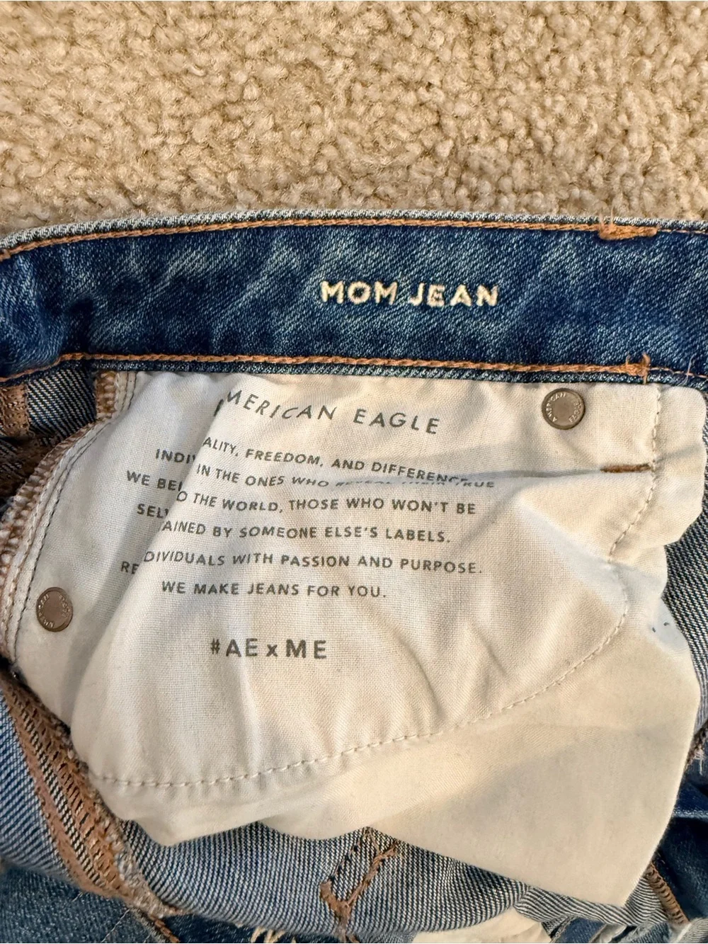 American Eagle Outfitters Men’s Medium Blue Relaxed Jeans